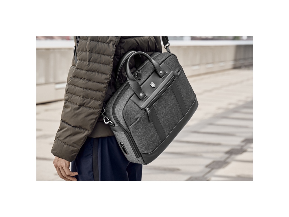 Портфель VICTORINOX Architecture Urban2 15 Briefcase 15'', серый, полиэстер/кожа, 42x13x31 см, 16 л