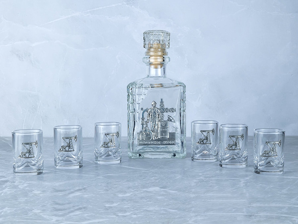 Набор со штофом НЕФТЯНОЙ