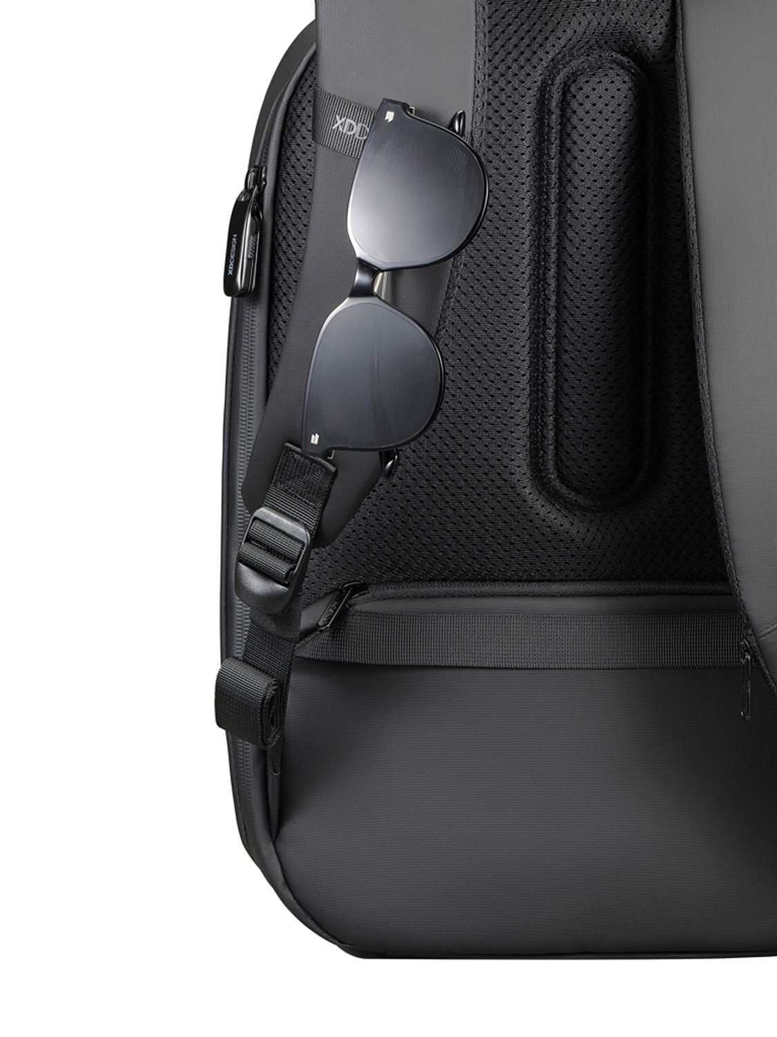 Антикражный рюкзак Bobby Edge из rPET AWARE, 16