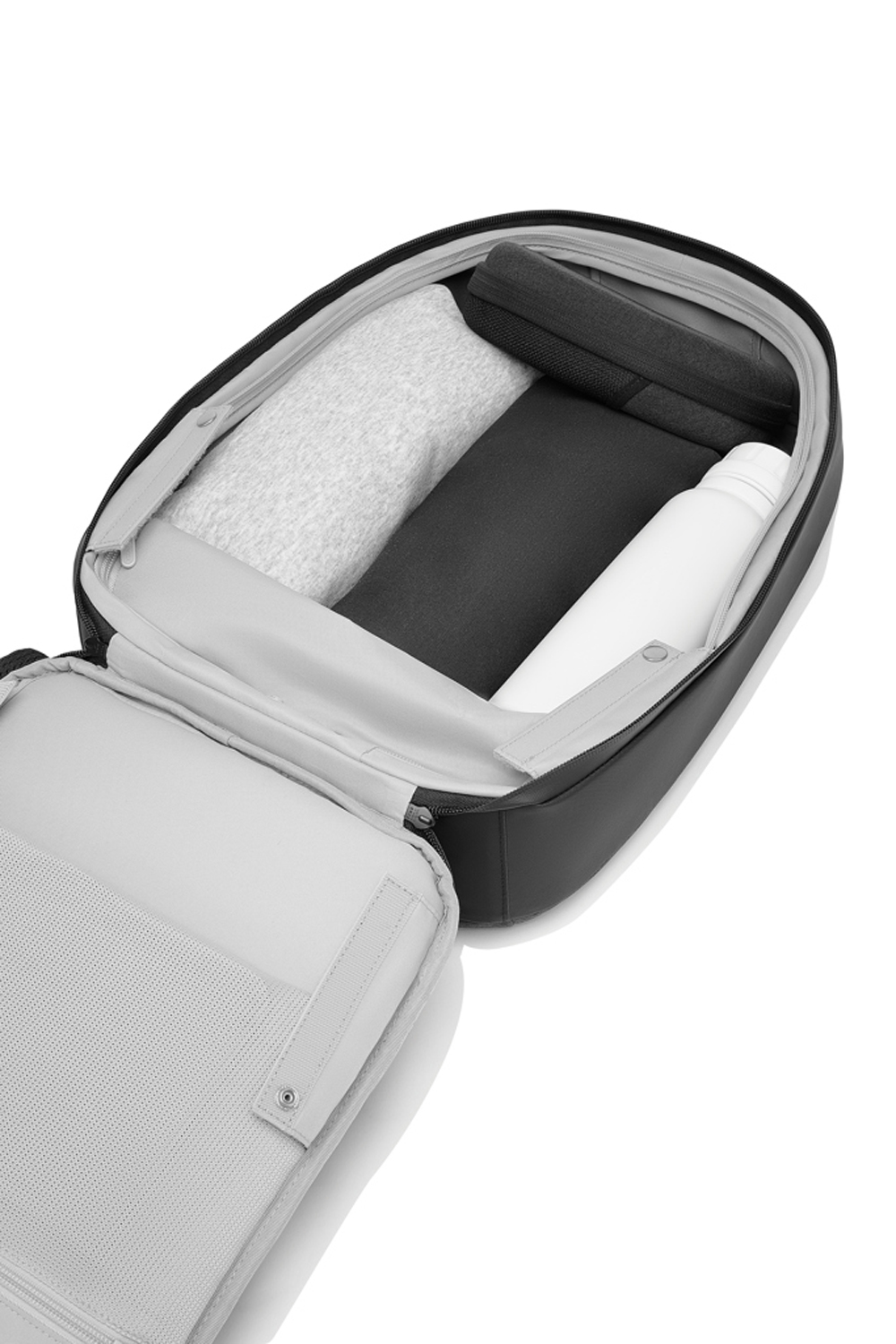 Антикражный рюкзак Bobby Edge из rPET AWARE, 16