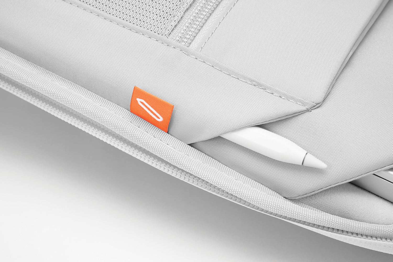 Антикражный рюкзак Bobby Edge из rPET AWARE, 16