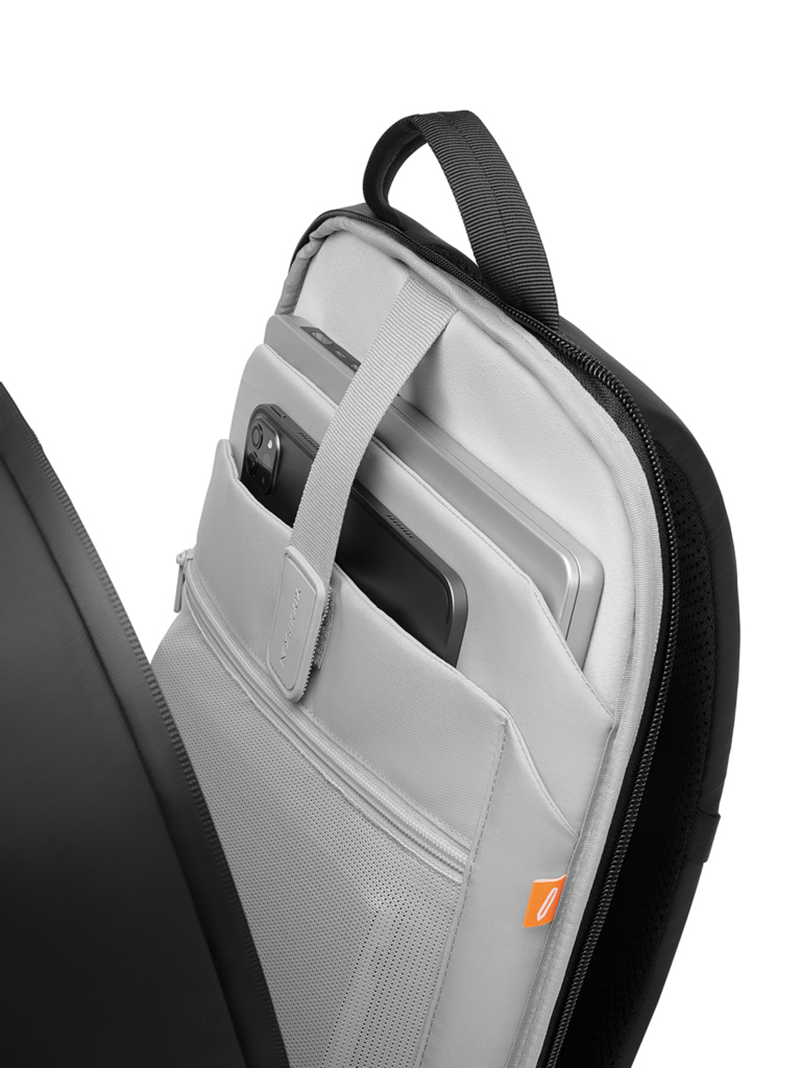 Антикражный рюкзак Bobby Edge из rPET AWARE, 16