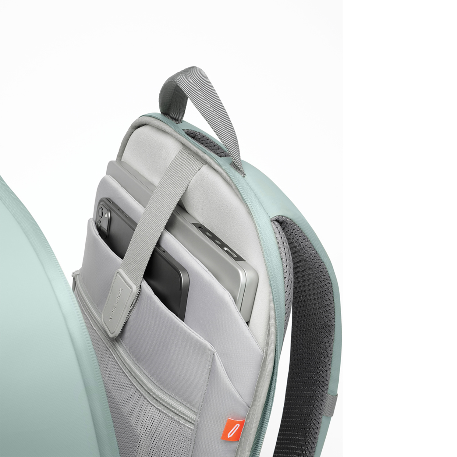 Антикражный рюкзак Bobby Edge из rPET AWARE, 16