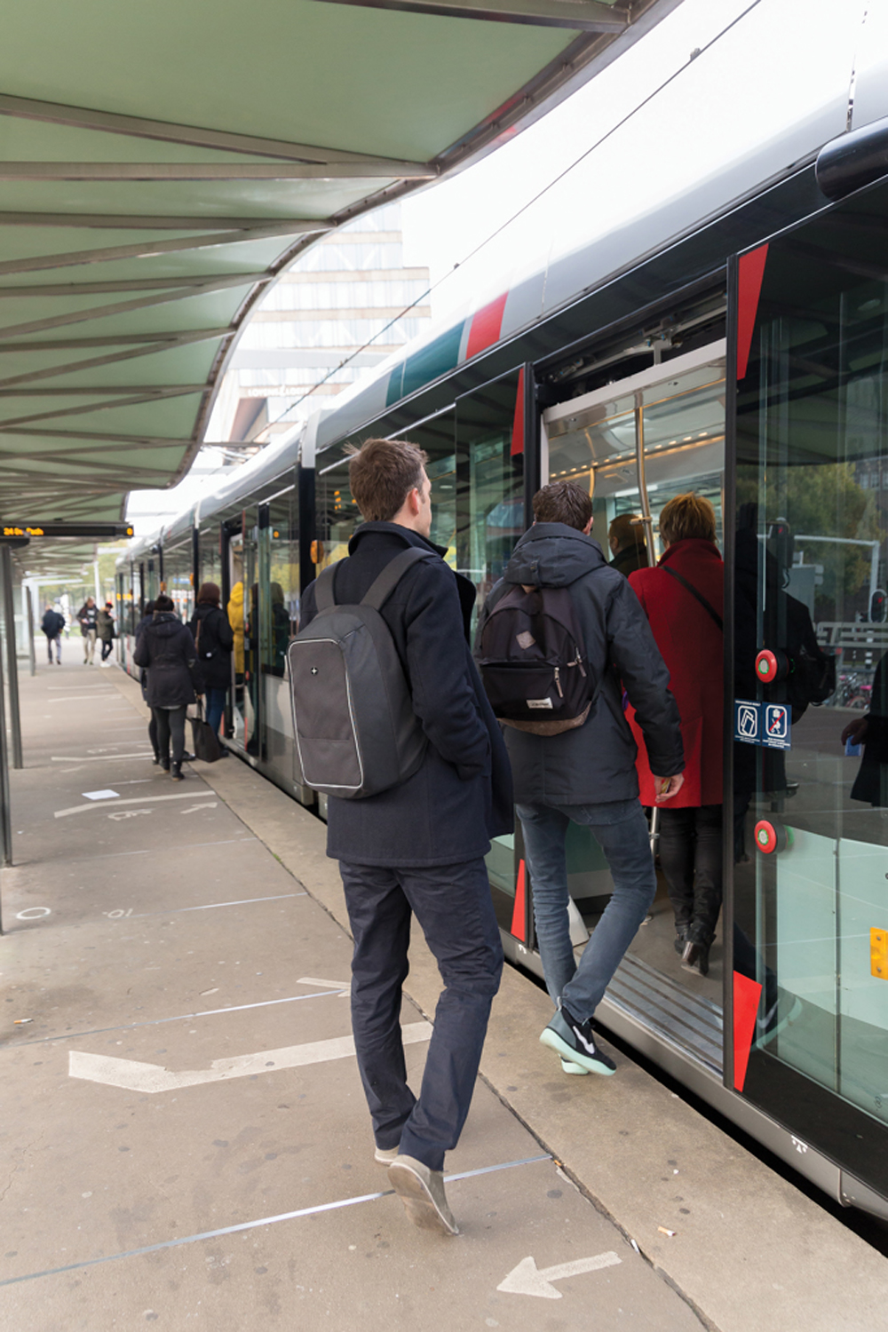 Антикражный рюкзак для ноутбука Swiss Peak из rPET AWARE, 15,6