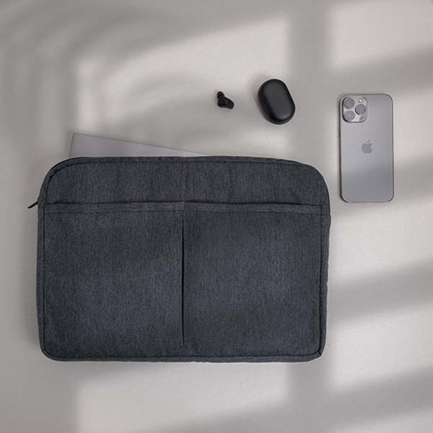 Чехол для ноутбука Laluka из переработанного хлопка AWARE, 15,6