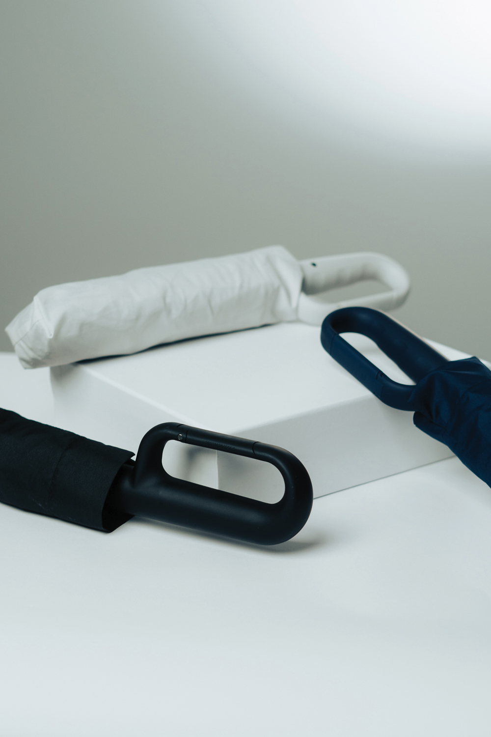 Автоматический зонт с карабином Yara из rPET AWARE, d108 см