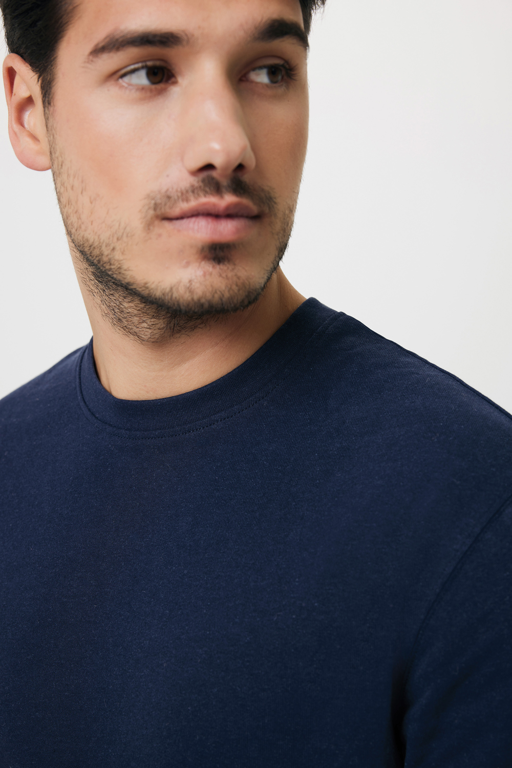 Свитшот Iqoniq Zion из переработанного хлопка, унисекс, 340 г/м