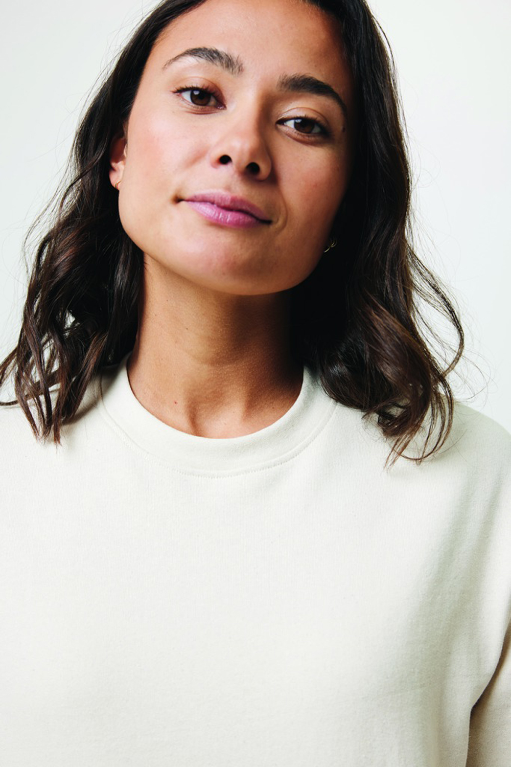 Свитшот Iqoniq Denali из переработанного неокрашенного хлопка, унисекс, 340 г/м