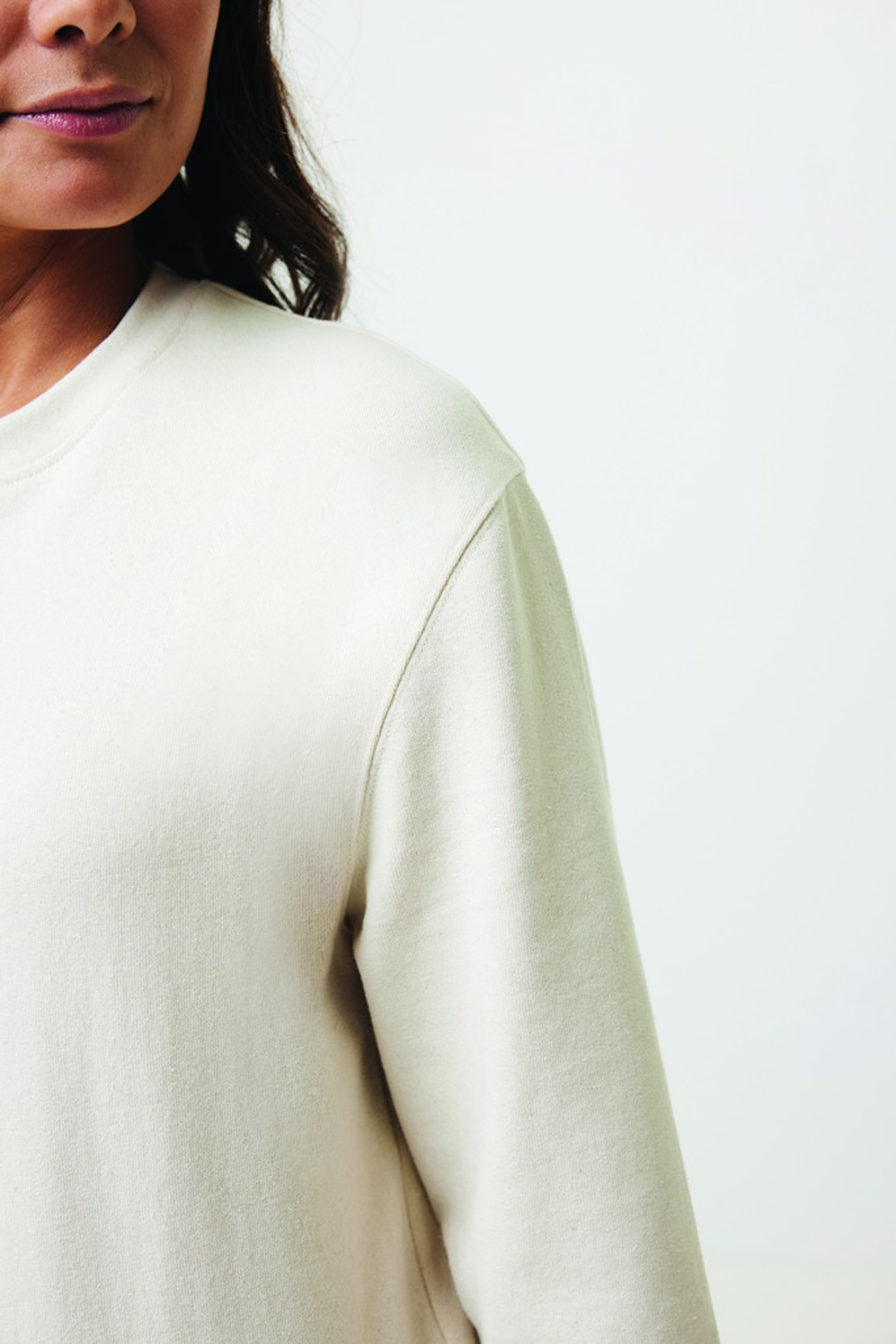 Свитшот Iqoniq Denali из переработанного неокрашенного хлопка, унисекс, 340 г/м