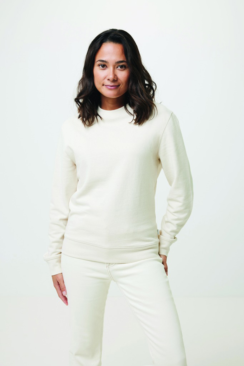 Свитшот Iqoniq Denali из переработанного неокрашенного хлопка, унисекс, 340 г/м