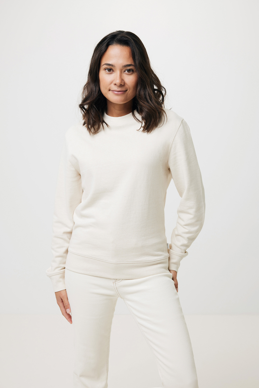 Свитшот Iqoniq Denali из переработанного неокрашенного хлопка, унисекс, 340 г/м