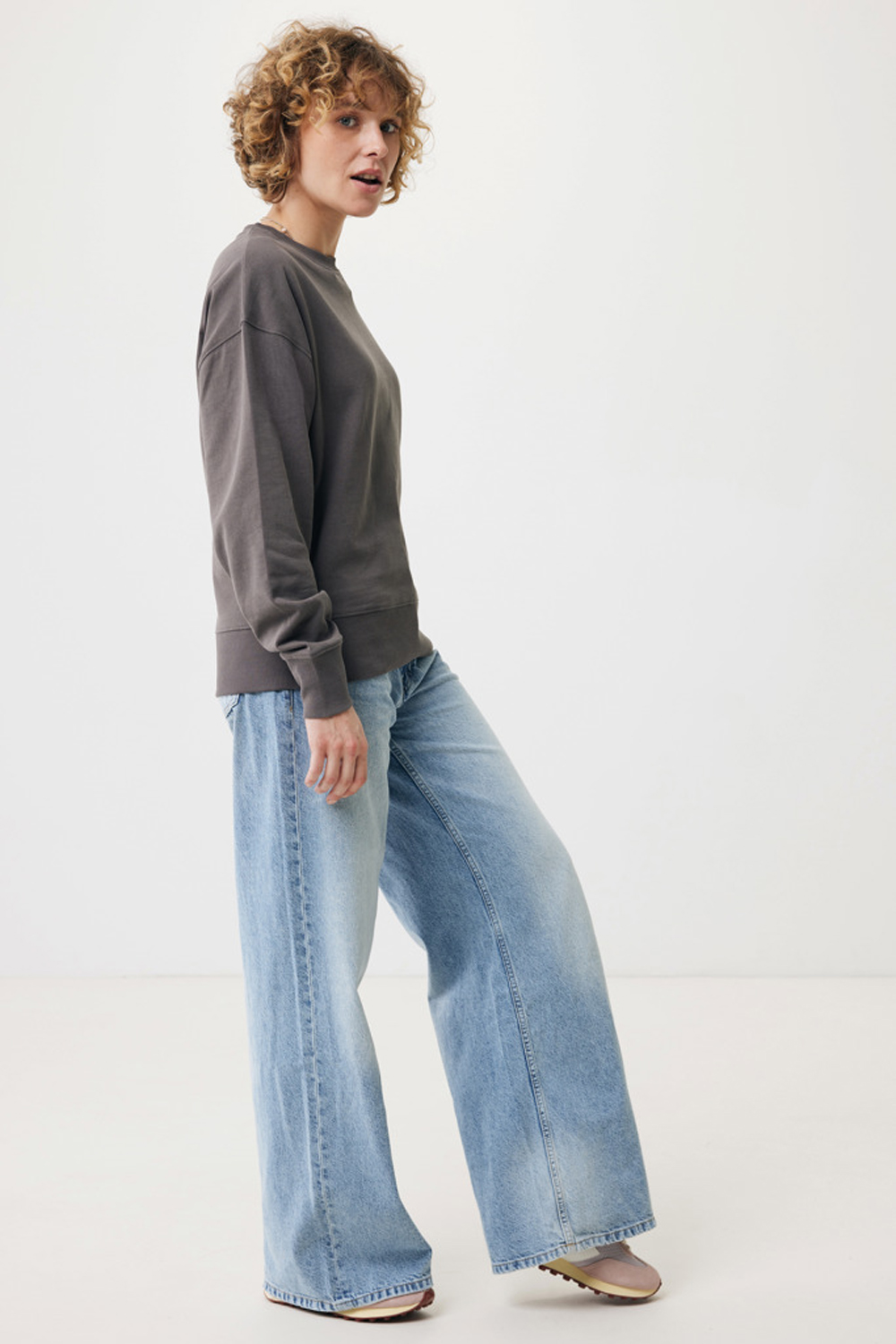 Свитшот Iqoniq Kruger из переработанного хлопка, свободный крой, унисекс, 340 г/м