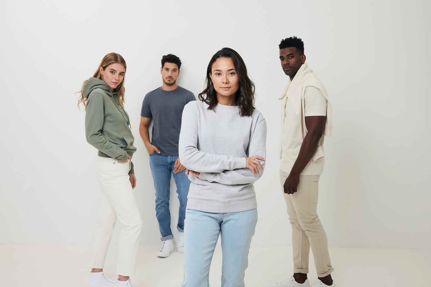 Худи Iqoniq Torres из переработанного неокрашенного хлопка, унисекс, 340 г/м