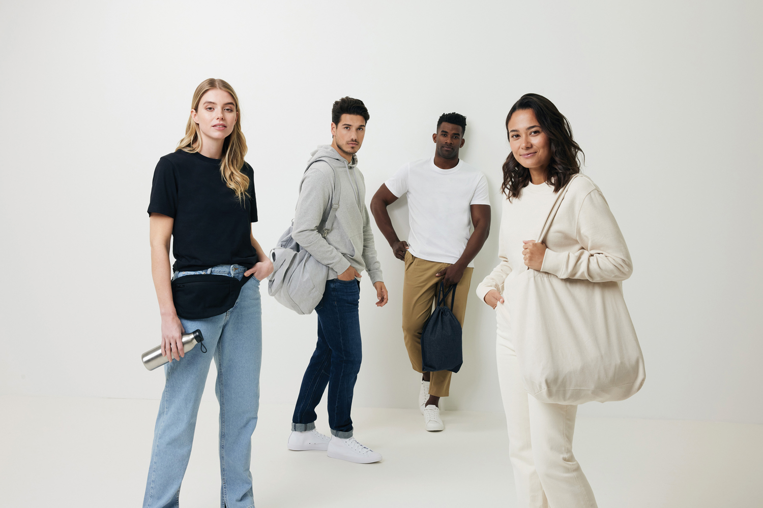 Худи Iqoniq Torres из переработанного неокрашенного хлопка, унисекс, 340 г/м