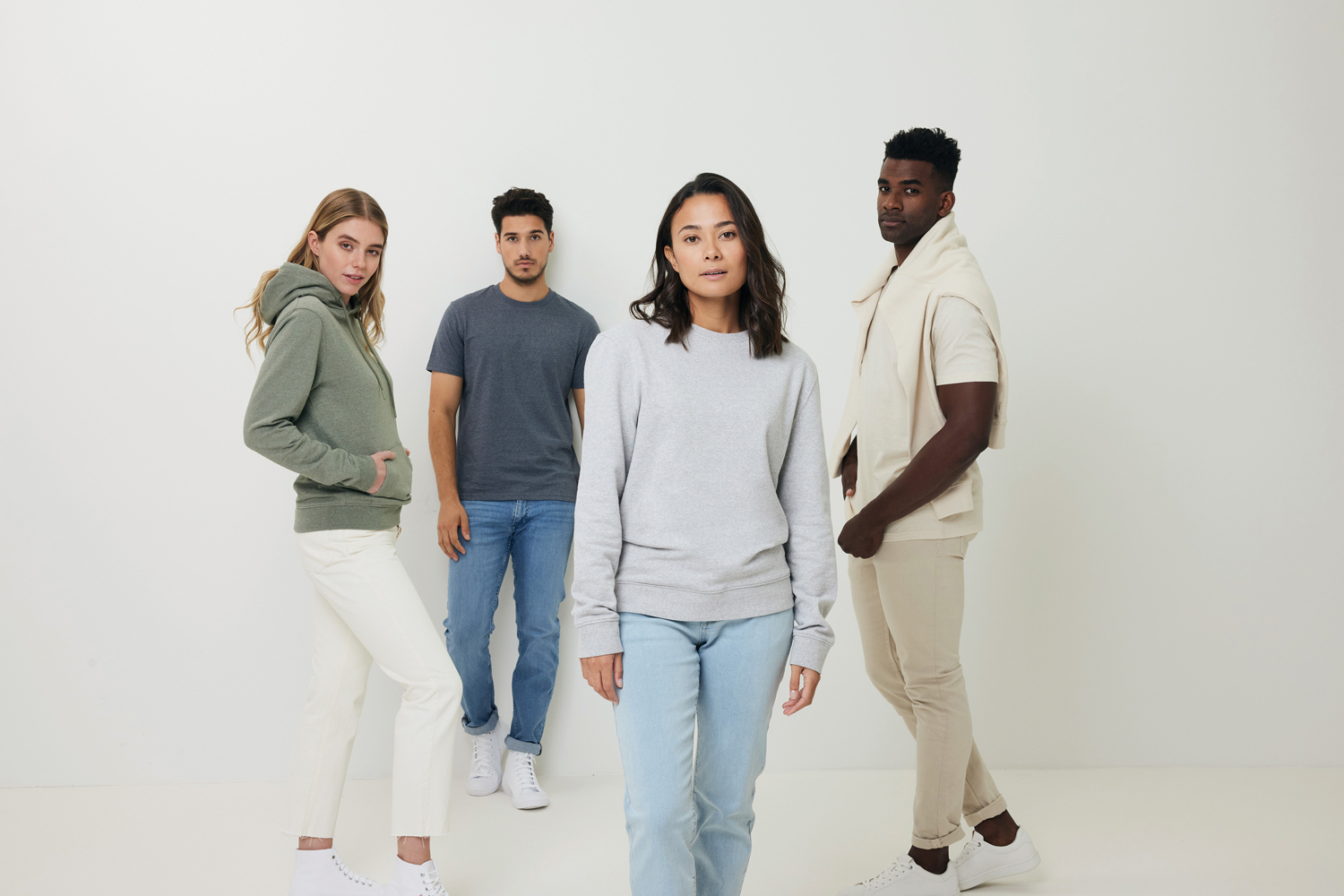 Худи Iqoniq Torres из переработанного неокрашенного хлопка, унисекс, 340 г/м