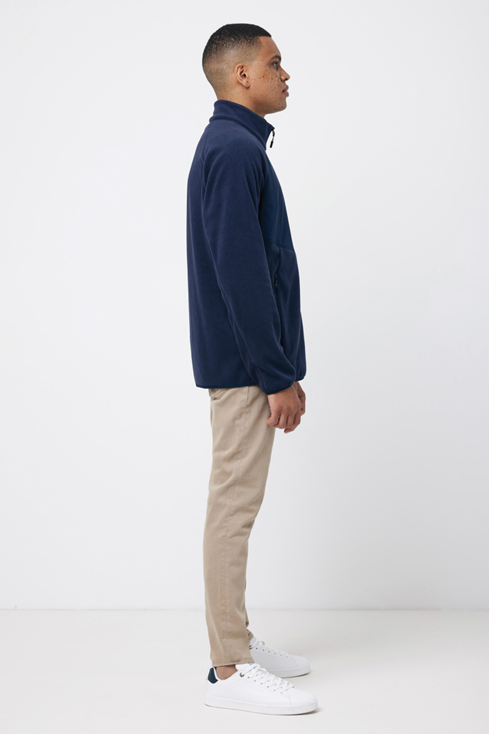 Толстовка Iqoniq Talung из переработанного полиэстера AWARE, унисекс, 240 г/м