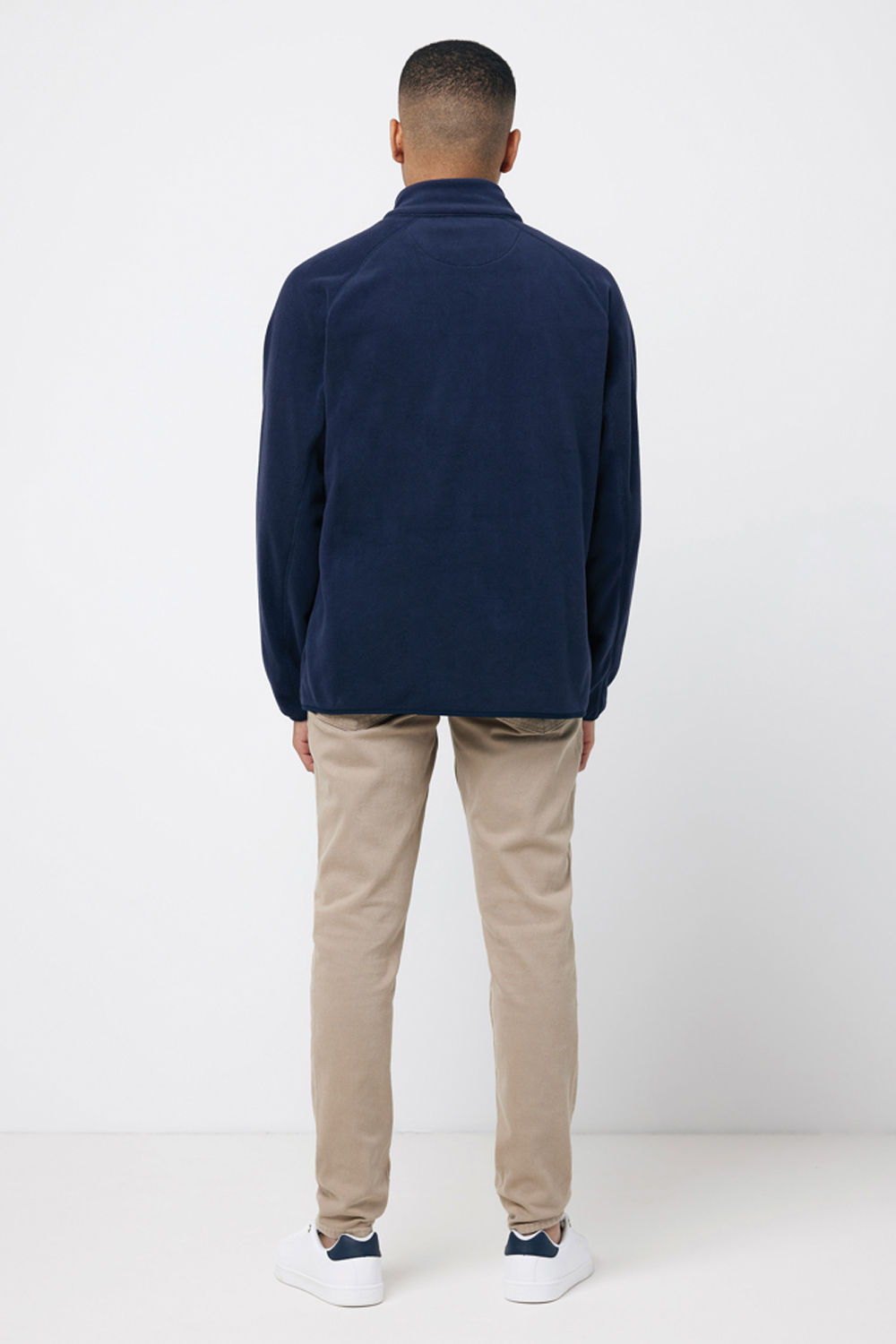 Толстовка Iqoniq Talung из переработанного полиэстера AWARE, унисекс, 240 г/м