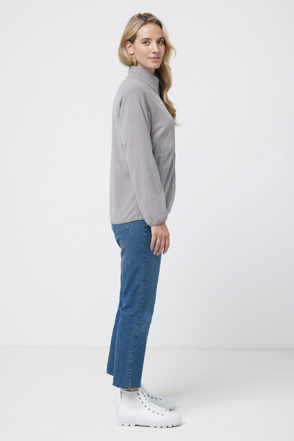 Толстовка Iqoniq Talung из переработанного полиэстера AWARE, унисекс, 240 г/м