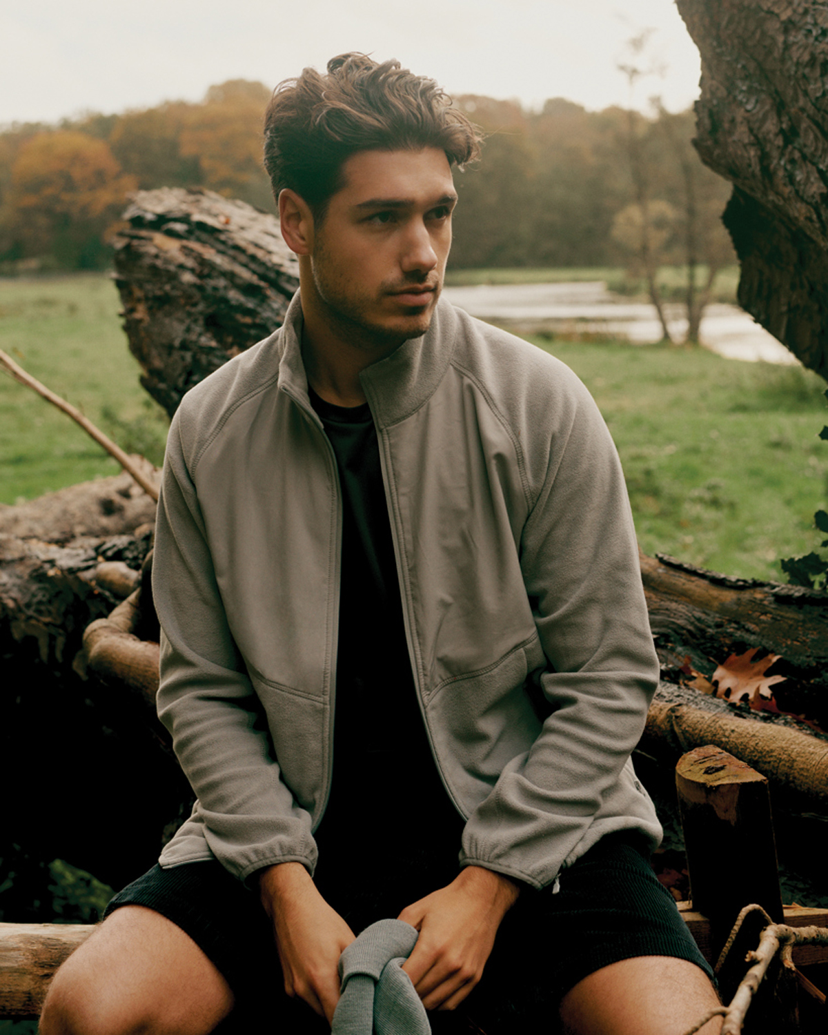 Толстовка Iqoniq Talung из переработанного полиэстера AWARE, унисекс, 240 г/м