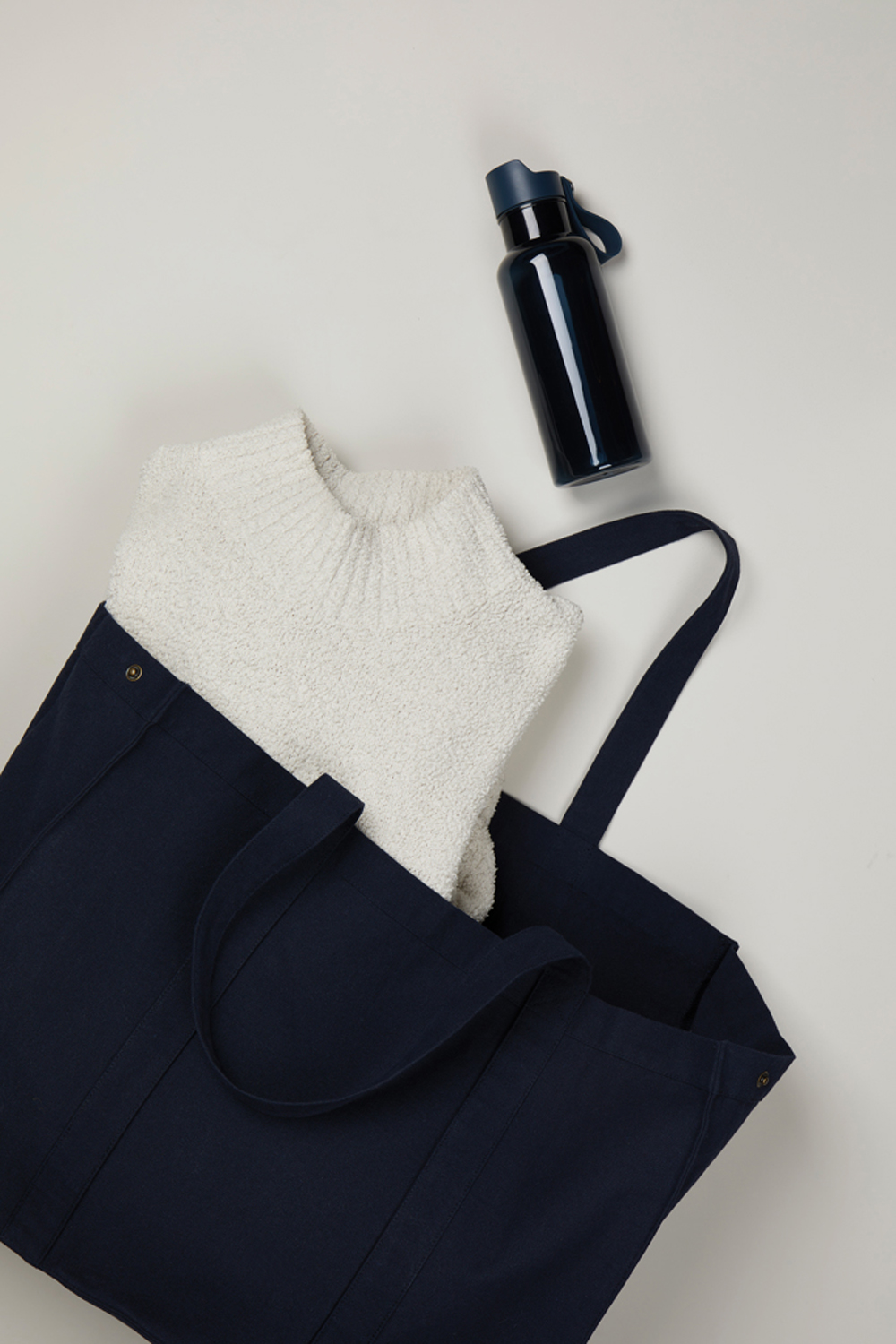 Большая сумка-шоппер VINGA Hilo из переработанного неокрашенного канваса AWARE, 400 г/м