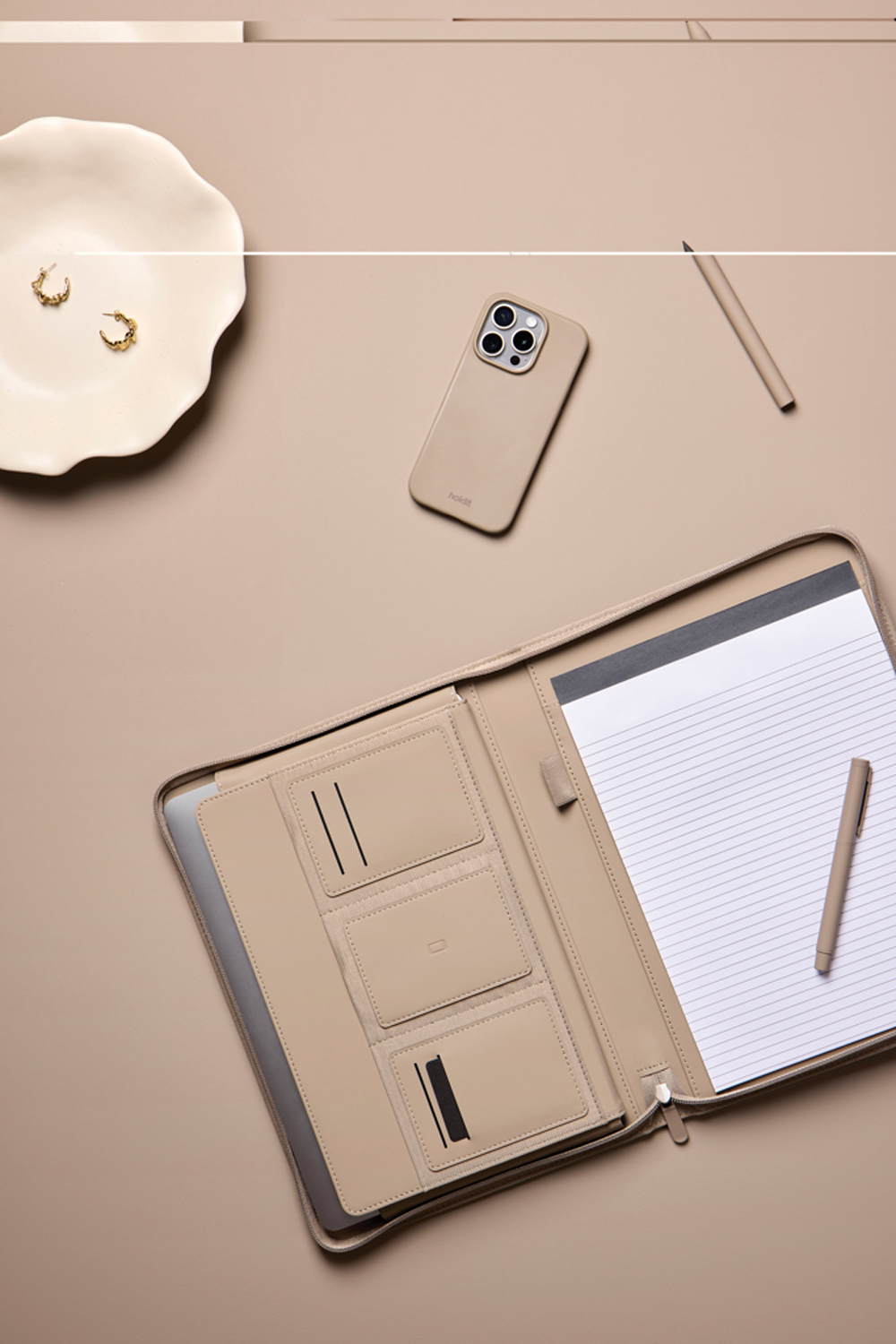 Органайзер VINGA Baltimore из переработанного PU RCS, A4