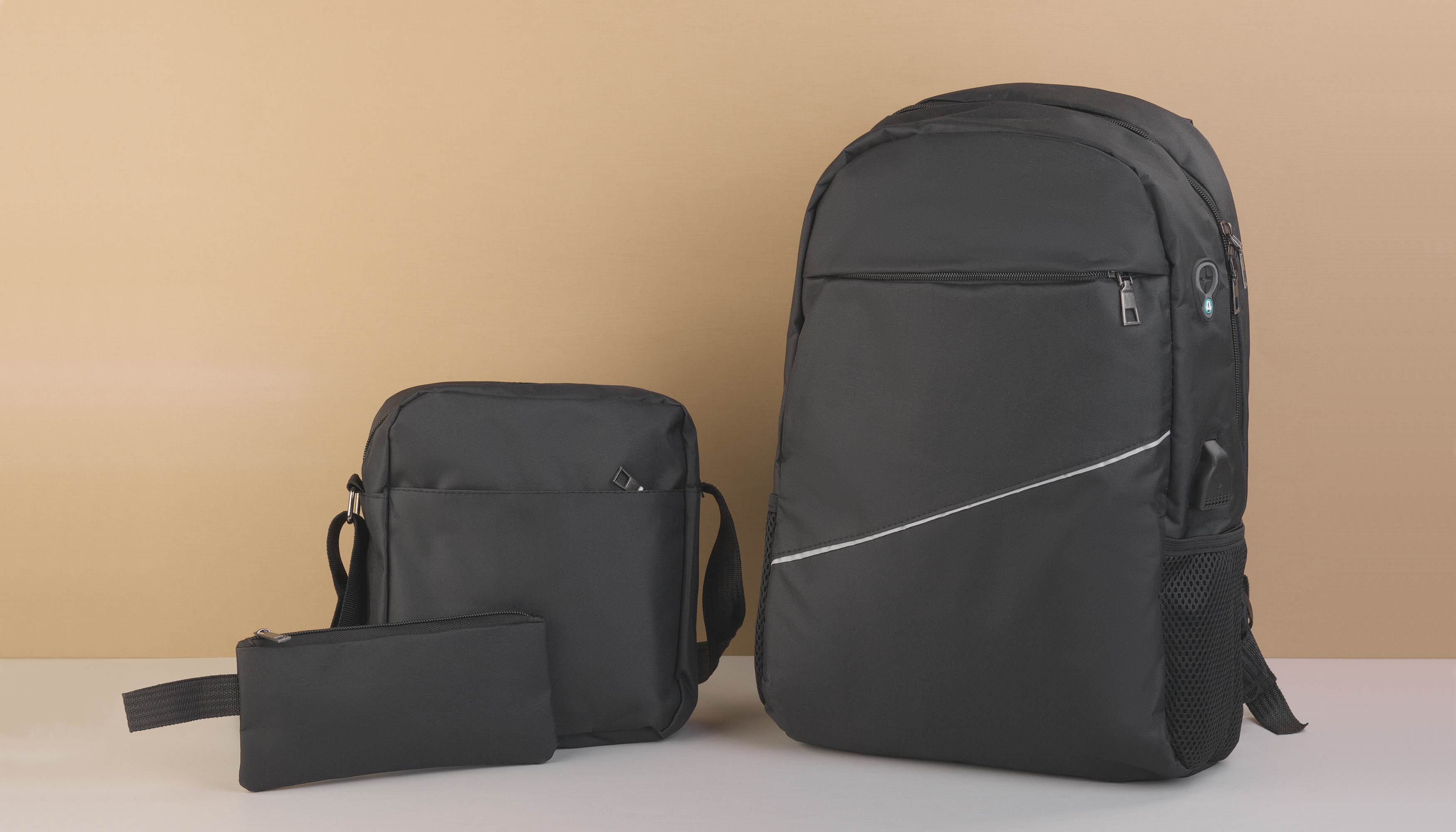 Набор "TRIO" 3в1: рюкзак, сумка, несессер