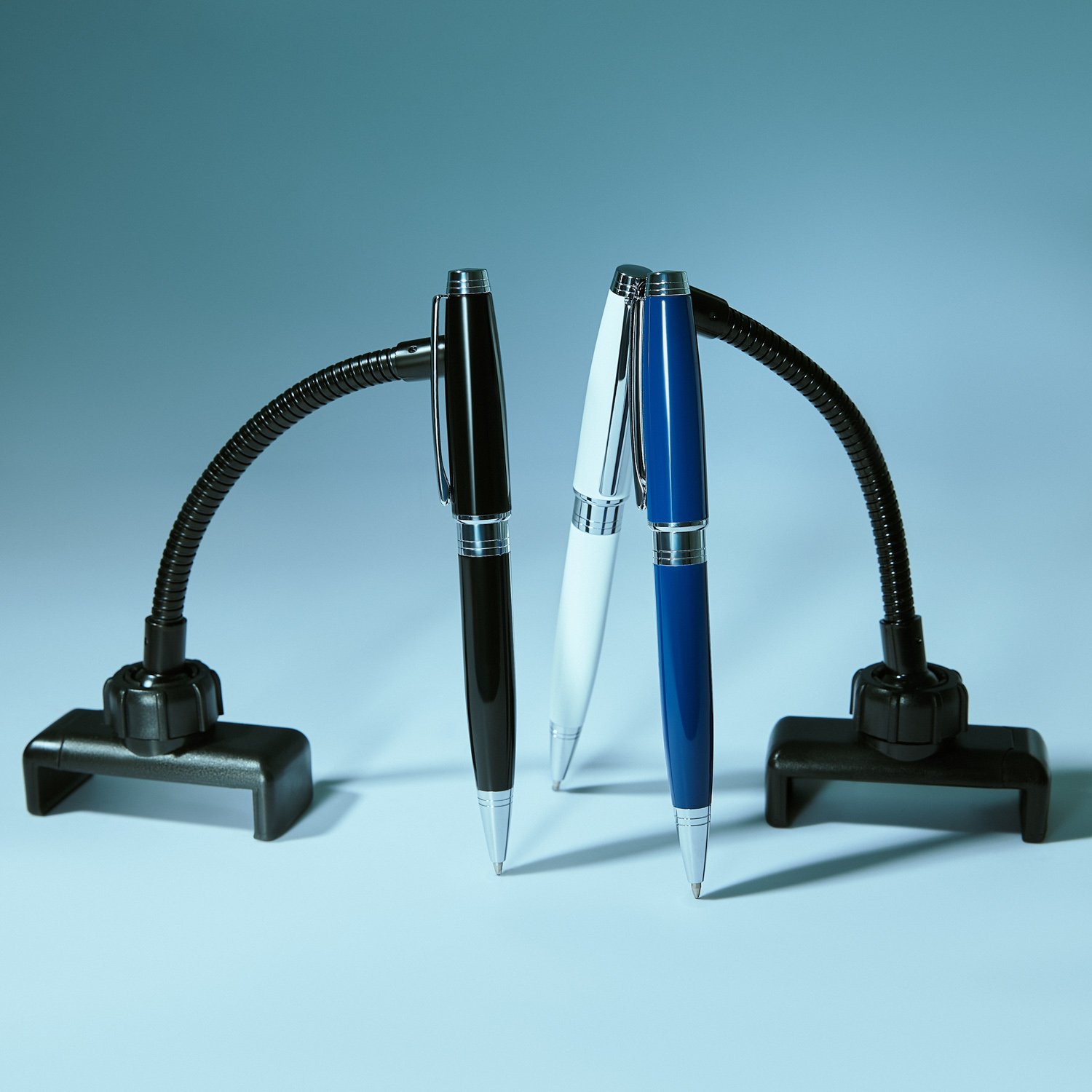 Шариковая ручка Soprano, черная