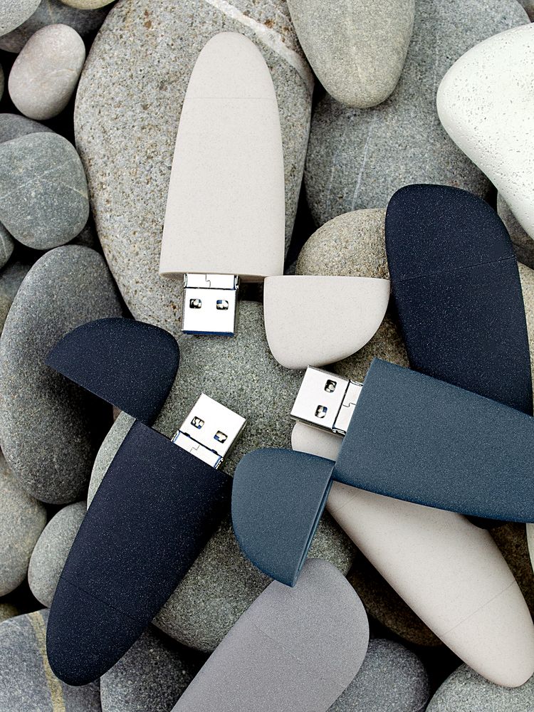 Флешка Pebble Universal, USB 3.0, серая, 64 Гб